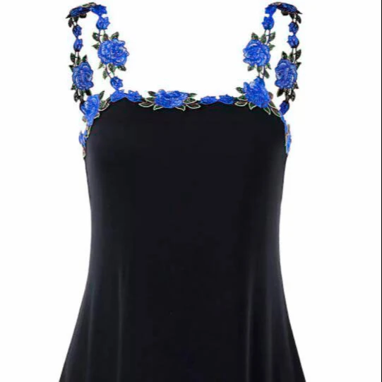 
Asymmetric Embroidery Rose Tank Top 