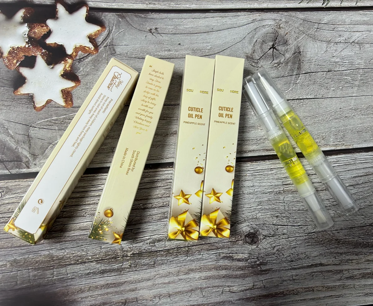 OEM Christmas Gift Beauty Personal Care Nail Suppliers Nail Art Cuticle Revitalizer Oil Pen for Nail Salon Care oil Xmas Design