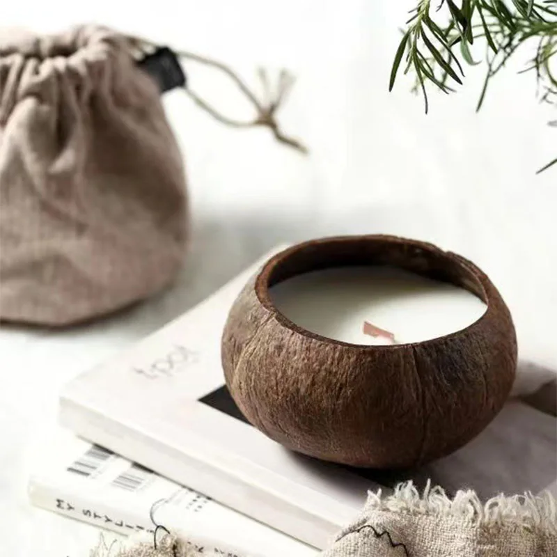 Top Sales Coconut Coconut Husk Shell Bowl Wood Wick Scented Candle Customize Logo Shell Scented Candle