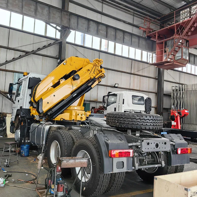 Sinotruck Howo 15Ton 20Ton 30Ton 380 400 430Hp Truck Mounted Crane