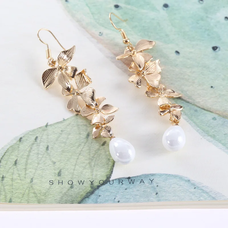 Korean Sweet Style Pearl Long Drop Earrings Gold Plated Pearl Leaf Hoop Earrings for Women