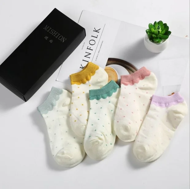 2020 Wholesale china custom logo funky ankle women fashion socks