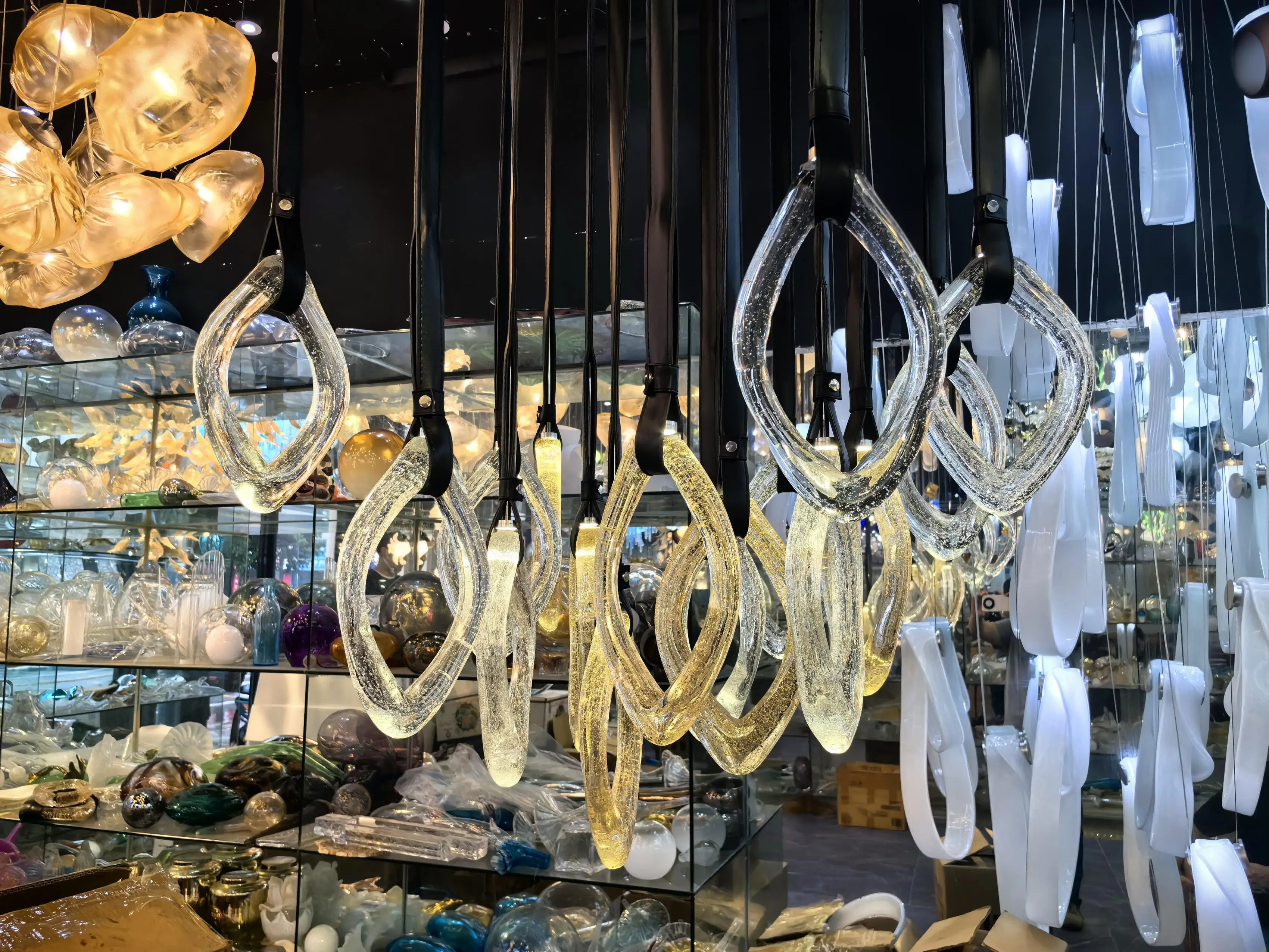 Italian designer style glazed glass chandelier ornaments christmas decoration pendant light for outdoor decor hotel hall