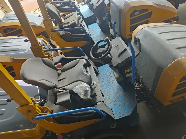 XCMG Official XD120VT Used Road Roller Machine Double Drum Roller in Good Condition