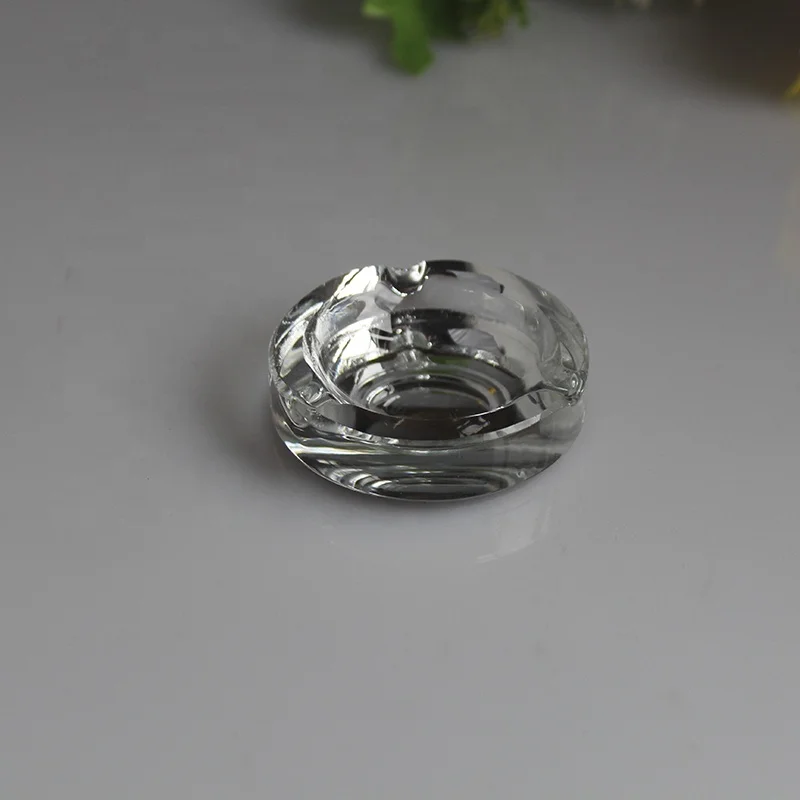 Fashion Circle Shape Funny Novelty Ashtrays For Business Hotel Club Crystal Ashtray