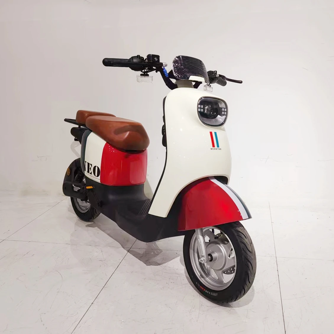 Classic model 48V 60V 72V Electric Tricycle High Speed Electric Scooter Motorcycles EEC