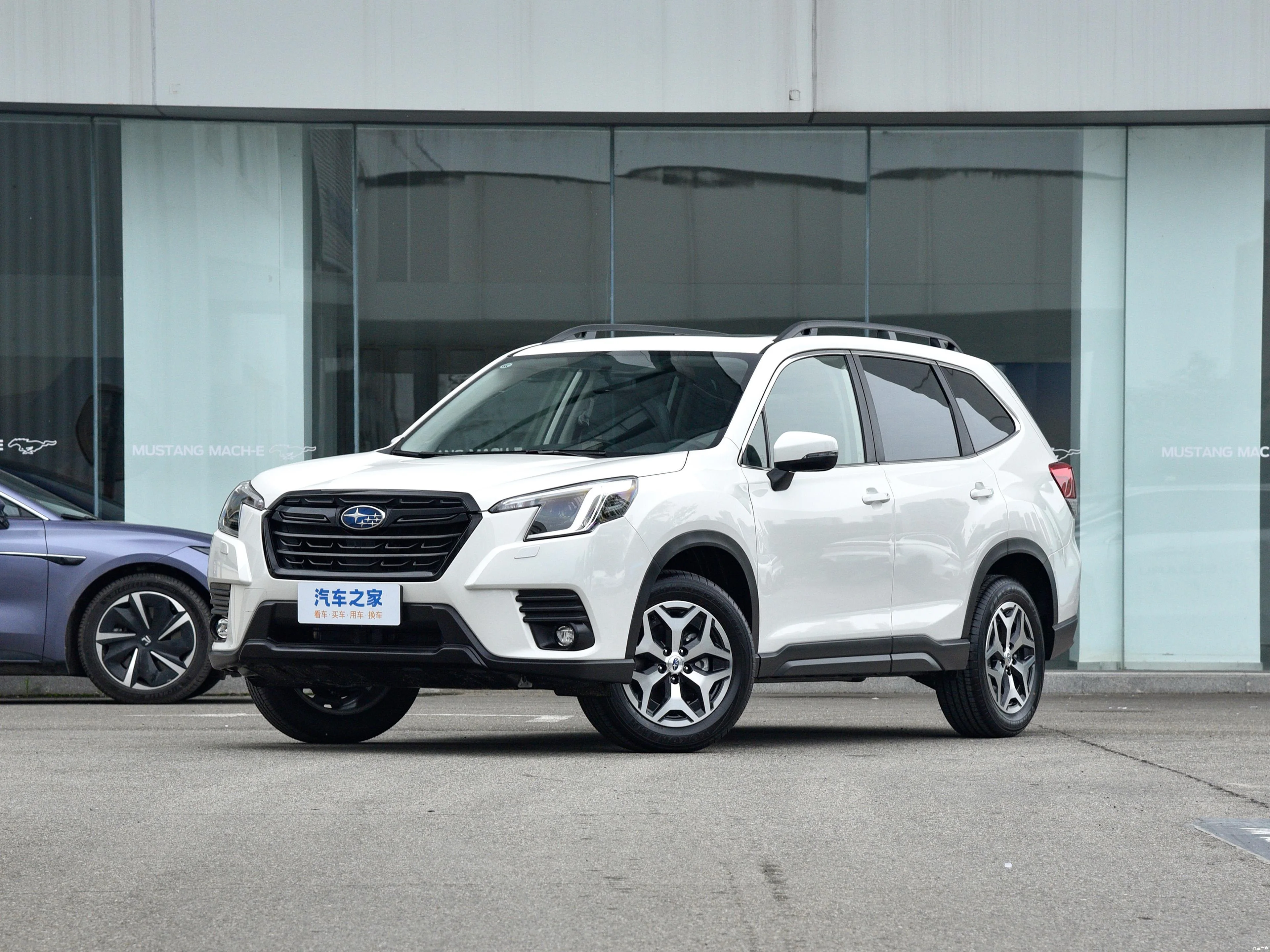 2024 Subaru FORESTER Deluxe Edition 5-дверный внедорожник 5-местный газовый/бензиновый 2.0i кожаные сиденья задняя камера левое Рулевое управление