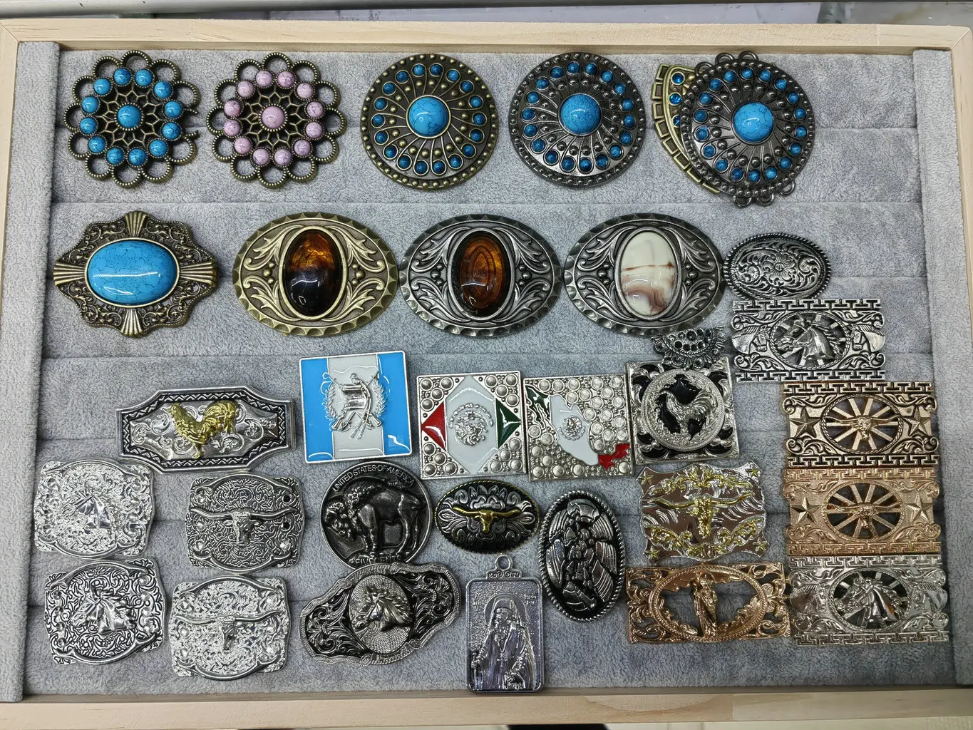 Custom Made Hardware Accessories Horse Head Design Belt Metal Ornaments for Leather Belt Decoration
