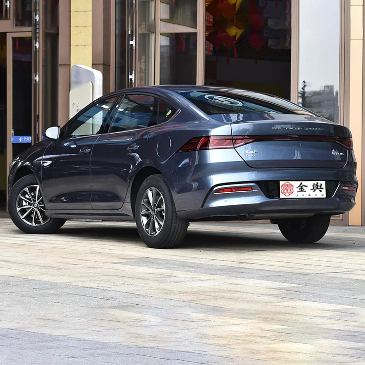 0km Used Car Byd Qin Plus Dm-i 2024 Sedan Stock Khorgos 4x4 Cheap Price 1.5L Phev Plug In Electric Vehicles Hybrid Gasoline Cars
