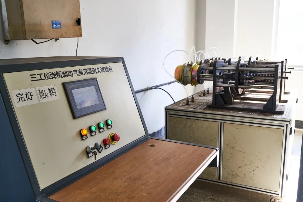 TB-24CCN-109800N Output Force Single Chamber Type 24 Service 185 MM Clamp Band Chamber Spring S Cam Brakes Chamber For Trailer