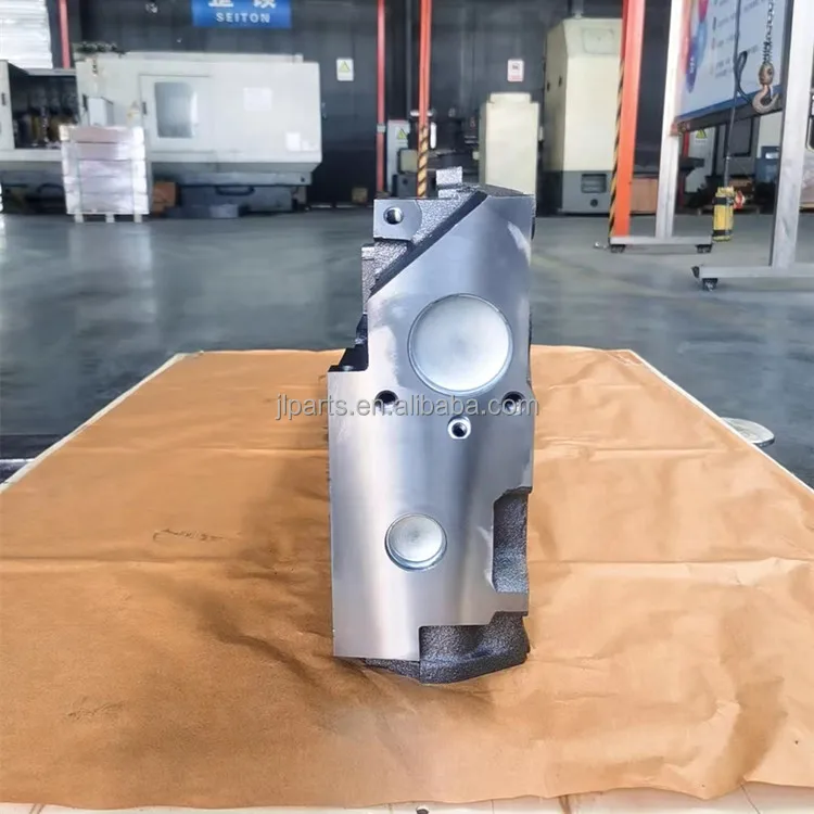 3936178 6CT8.3L Cylinder Head Bare 6CT 8.3 Diesel Engine Motor Parts