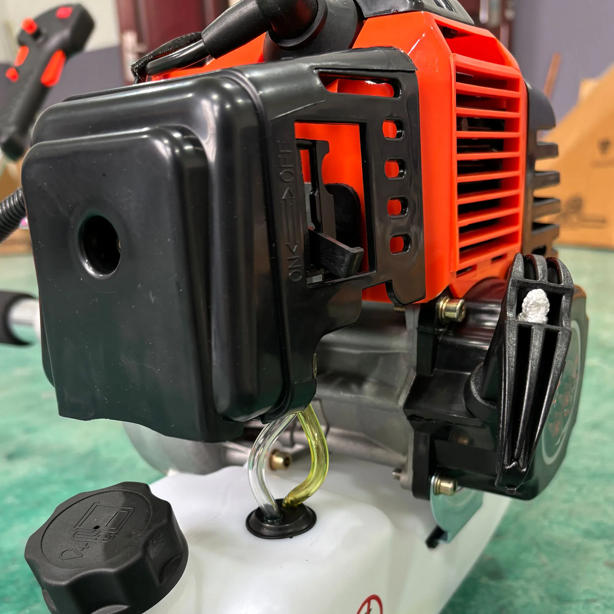 Cheapest Price 52CC 2 Stroke Garden Petrol Gasoline Grass Cutting Power String Trimmer Gas Brush Cutter
