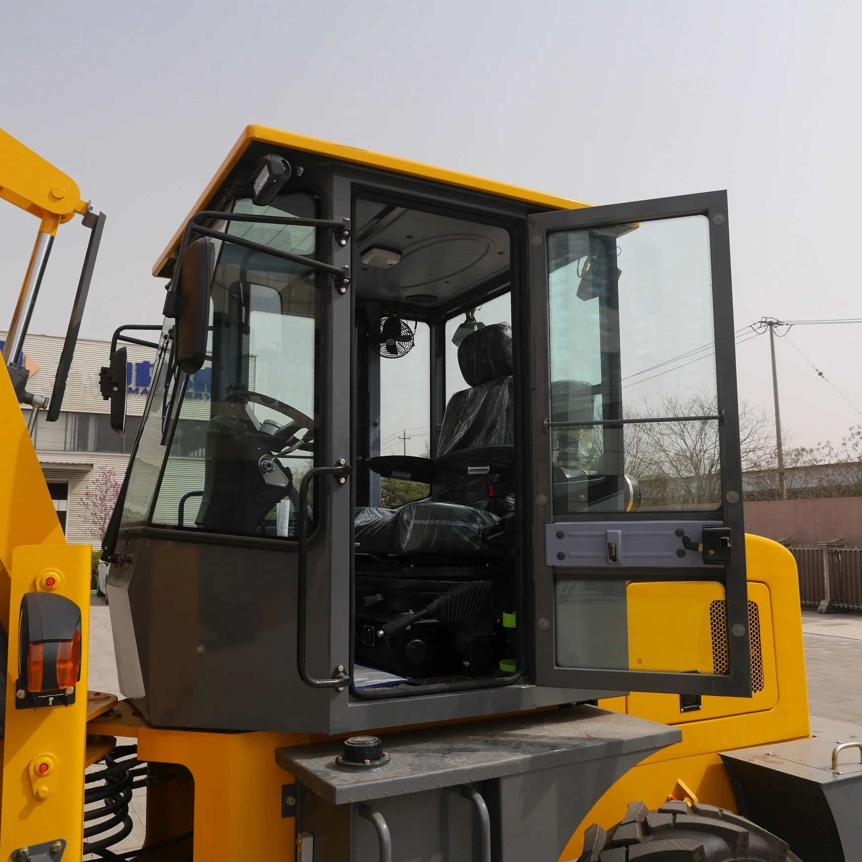 Hot Sale Wheel Loader 1.2ton 1.3ton 1.6ton Small Size Load Truck 0.6CBM China Or Japan Engine Best Performance Made In China
