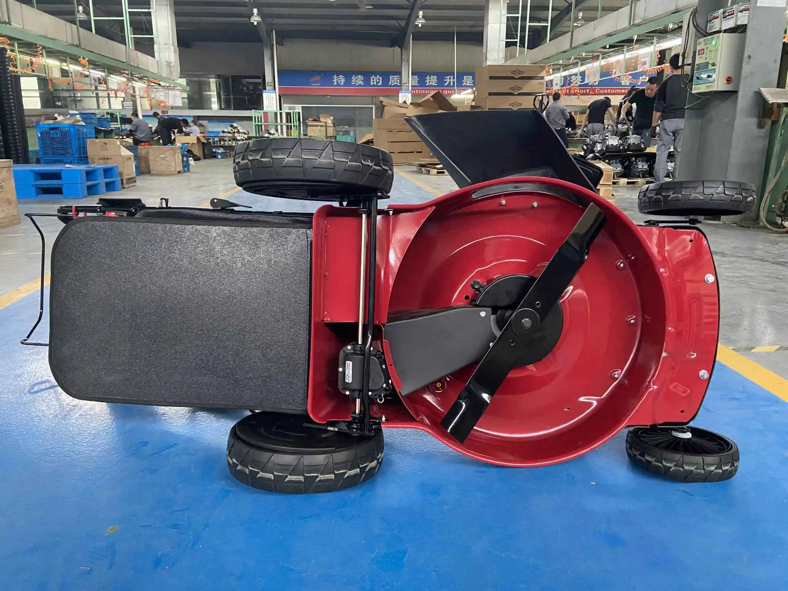 drum  gasoline four-stroke lawn mower gasoline lawn mower weeder hand push self-propelled orchard lawn mower