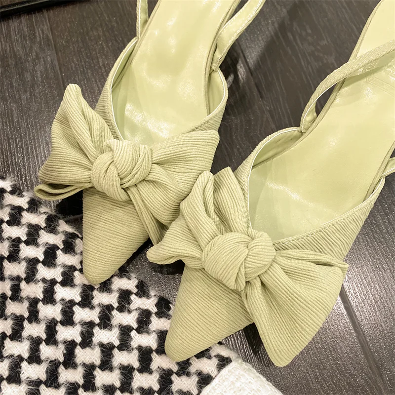 2022 ins fairy temperament net red celebrity French girl pointed bow bow back empty sandals