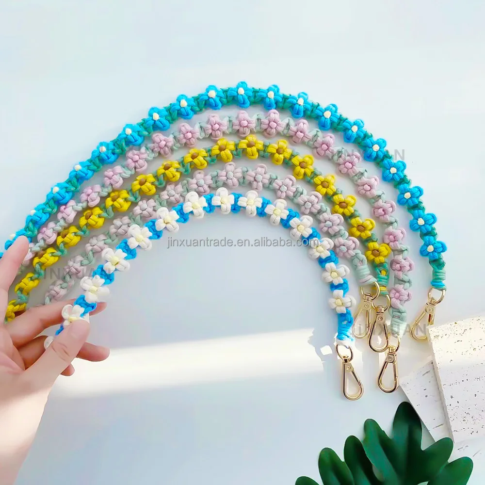 2022 New Arriving Low MOQ Custom Handmade Mobile Macrame Flower Phone Straps Hot Sell Phone Charm String