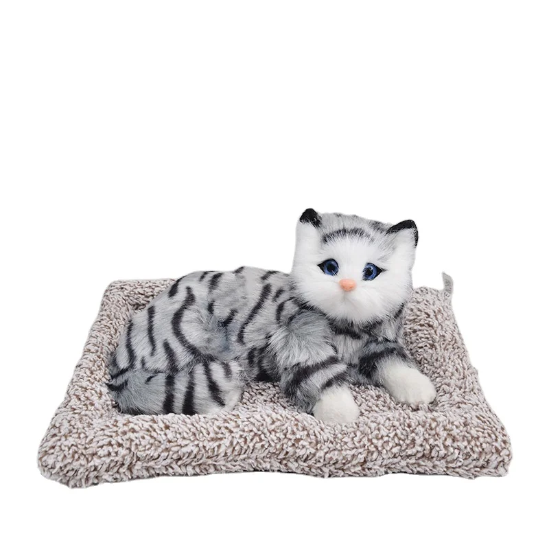 Интерактивная игрушка для животных 150 г с активированным углем