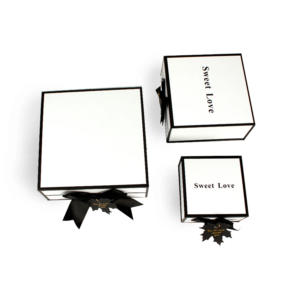 Custom logo printed magnet closure white cardboard wedding gift box for small business