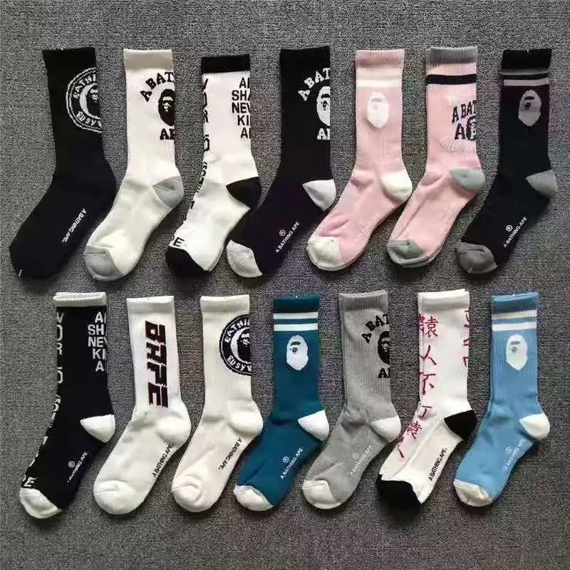 Color Nylon Cotton Polyester Fiber Sport Socks Logo White Black Gray Casual Men Bape Socks