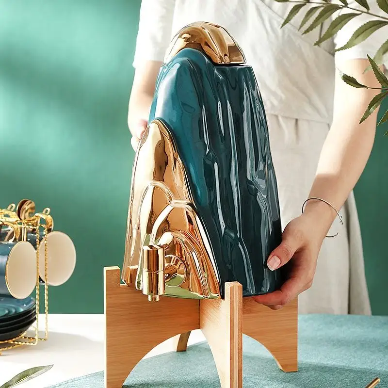 Drop Shipping Nordic Gold-plated Ceramic Mountain-shaped Cool Kettle Cup Set with Faucet Household Cold Kettle Drink Pot