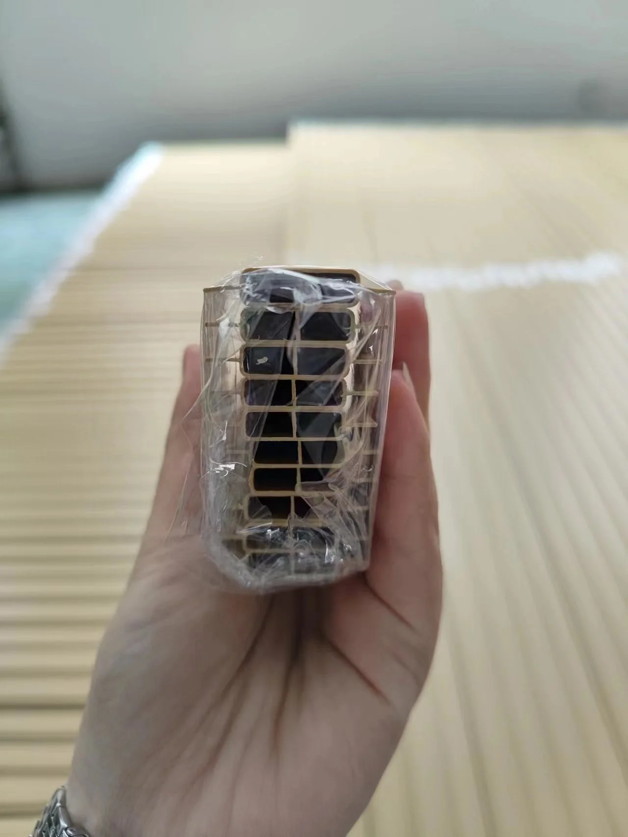 Diamond mesh fences cyclone fence chain link fence privacy slat tape slot plastic Flat noodles pole plastic winged privacy slats