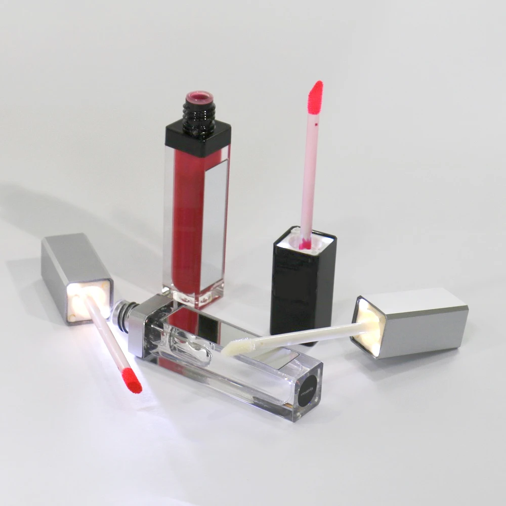 Hot selling lucidalabbra glitter lipgloss private label vegan lip gloss with light and mirror lip glaze