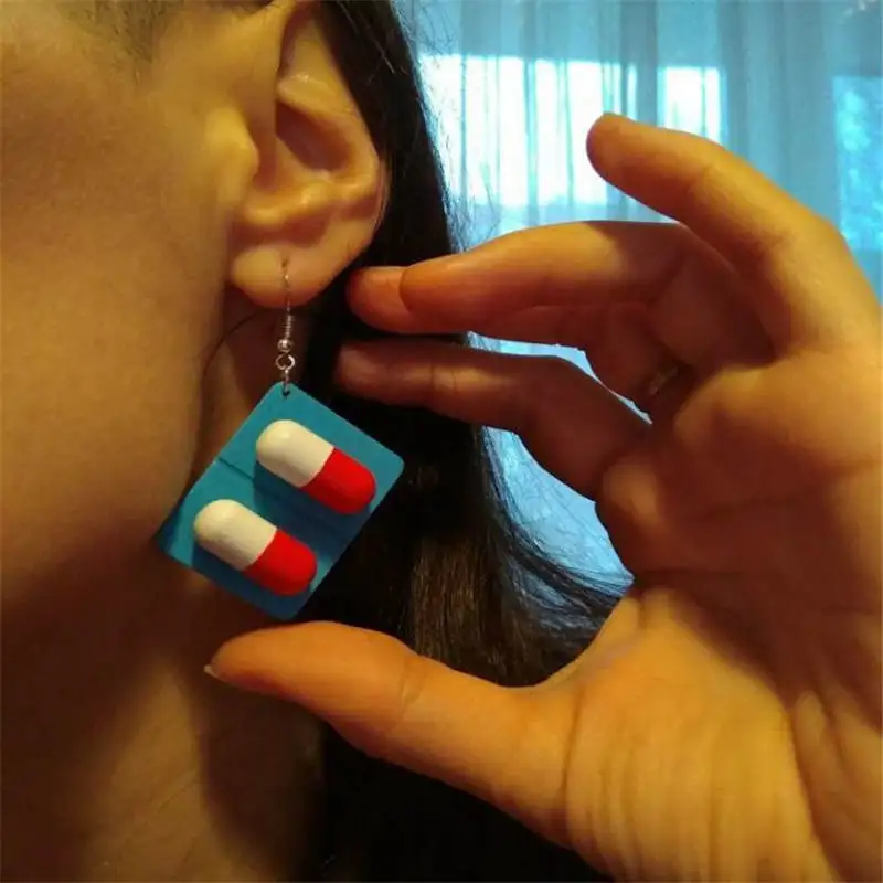 
New Arrival Creative Building Wooden Capsule Lovely Pills Medicine Beads Crafts For Dangle Earrings Necklace Jewelry Making DIY 