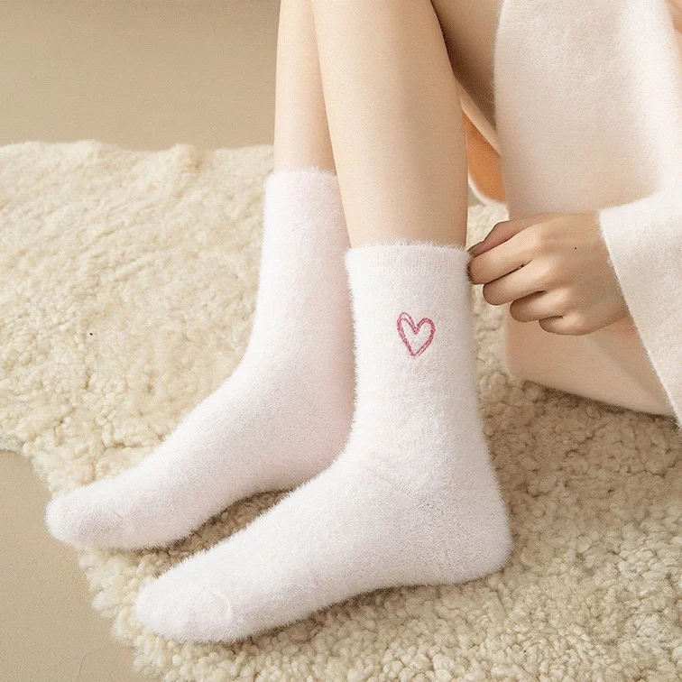 wholesale high quality fur sheep wool socks fuzzy long socks embroidery heart woolen socks for women