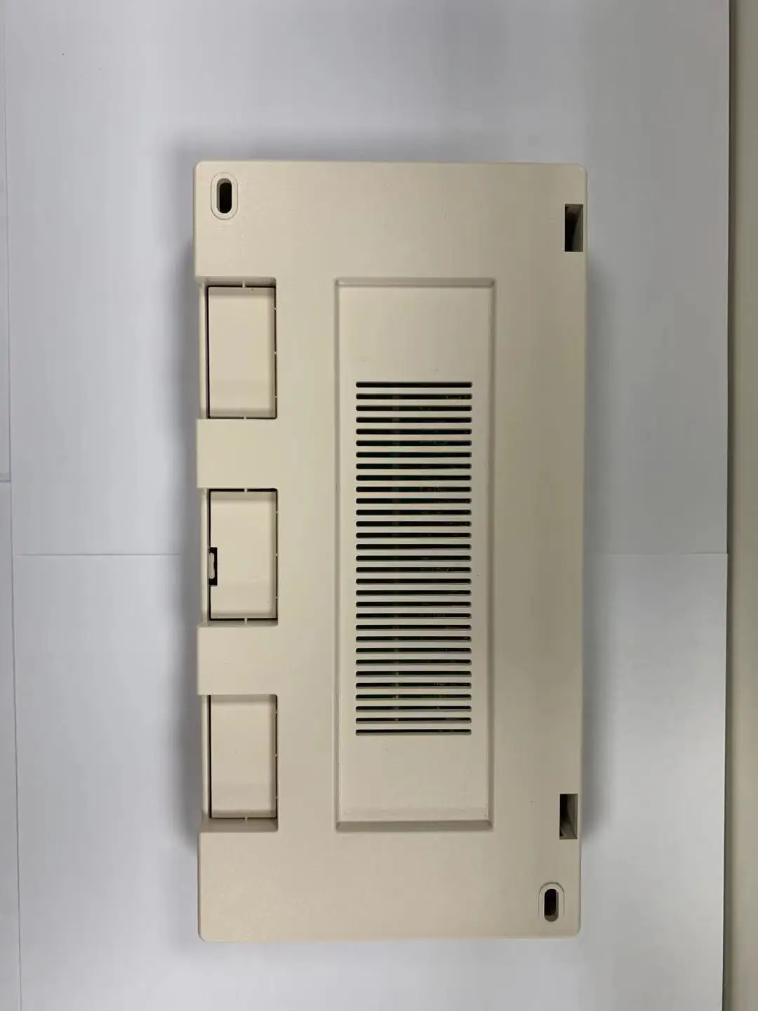 multi zone underfloor heating connection center box