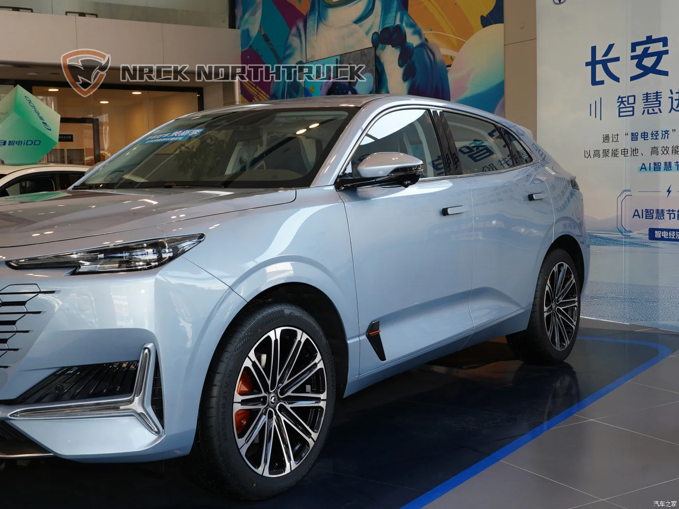 Fine Quality High Speed From in China PHEV Electric Car Changan Uni-k Idd Hybrid Car
