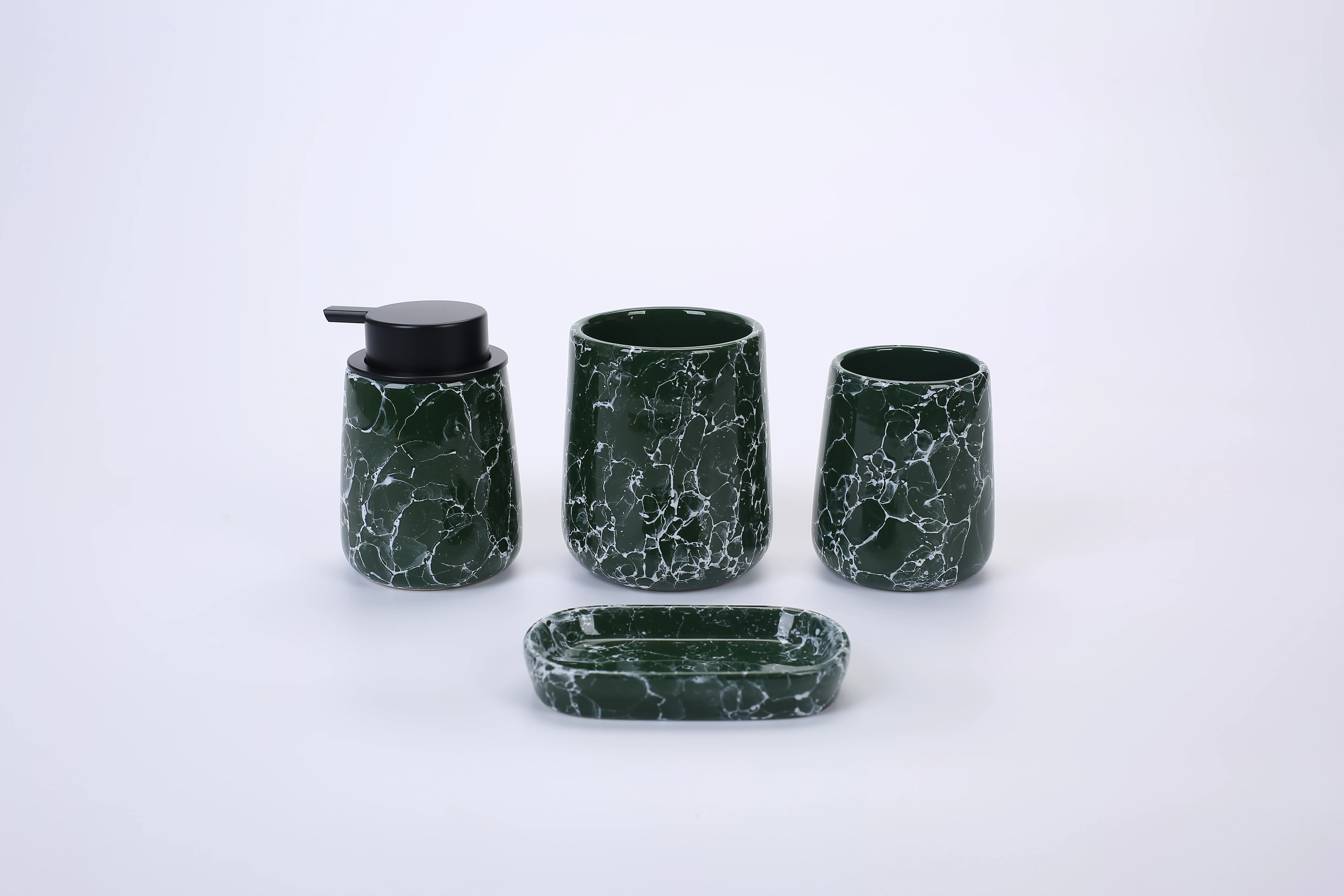 4pcs Golden Wholesale China Customized Products Hotel Bath ceramics toilet Accessories Bathroom Set