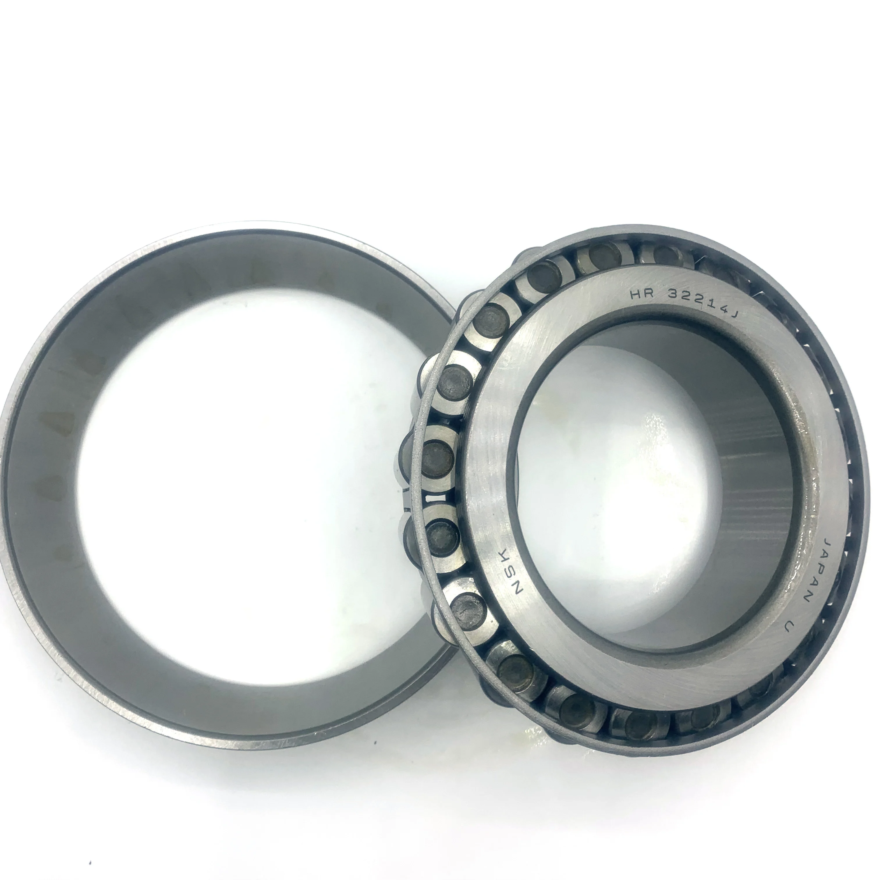 Made in Japan auto wheel bearings KOYO for car size 90*190*68mm for car tapered roller bearing 32318