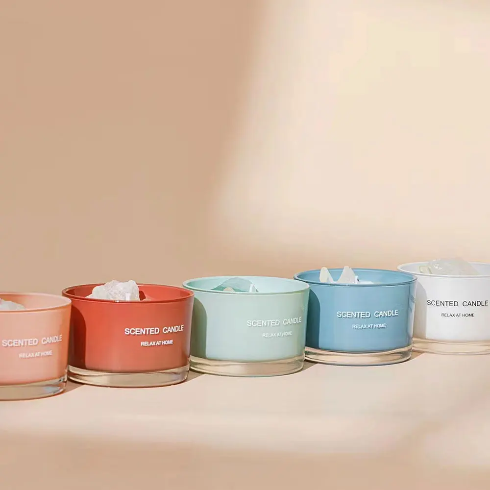 SINGHUA Wholesale Modern Hot Sale Luxury White Scented Soy Candles Custom Labels Crystals Scented Candles With Gift Box