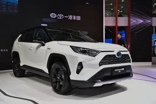 Высококачественные новые автомобили Toyota RAV4 4-цилиндровый 171hp Большой Космический 1-25000 пробег безнаддувный двигатель