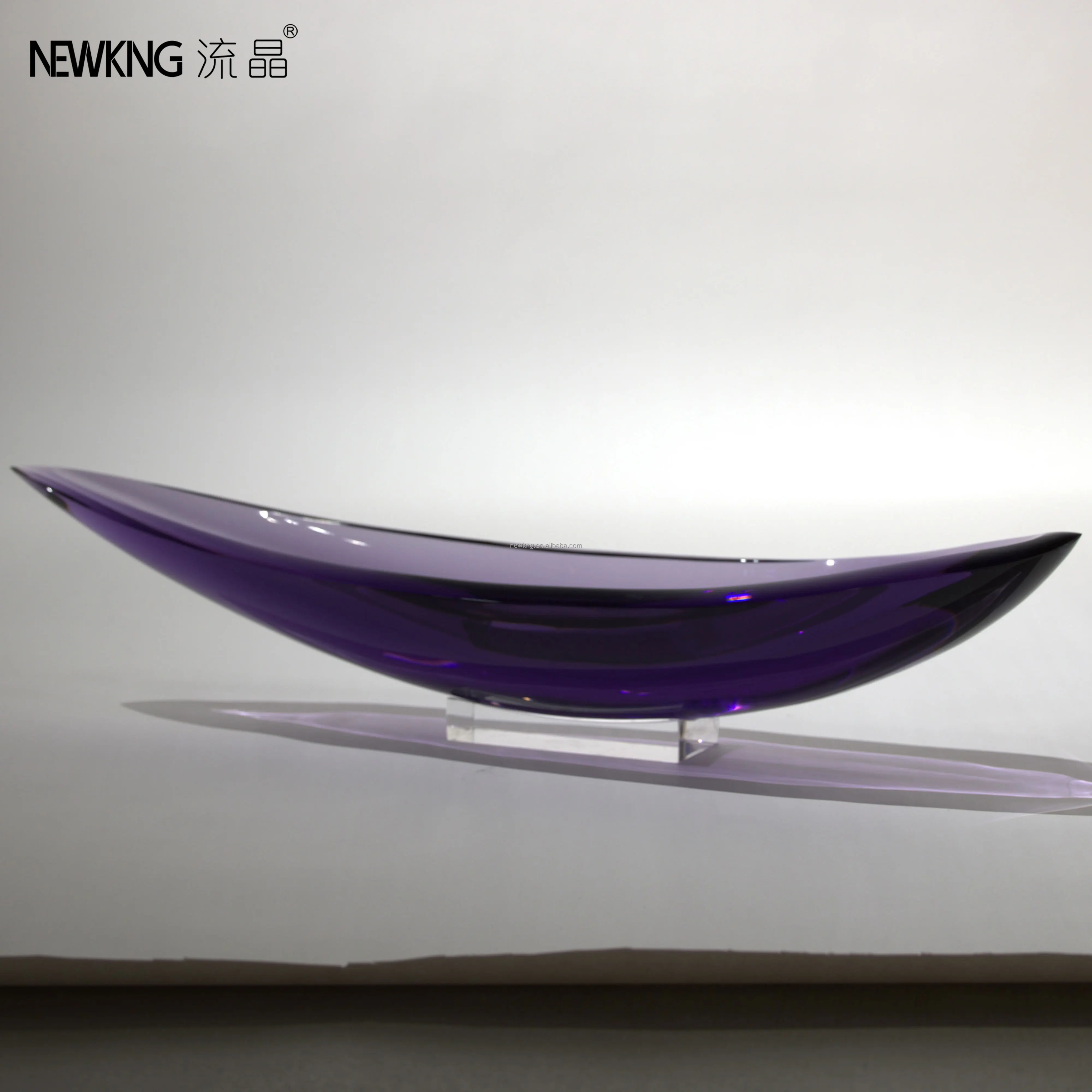 NEWKNG Manufacturer Top Quality Luxury Acrylic Crystal Transparent Purple Sailing Boat Sculpture Abstract Statue, Art Decoration