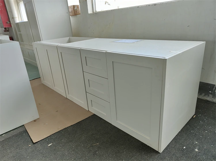 High End Modern U-Shape Kitchen With Blue Timeless Shaker Cabinets Customized Kitchen Cabinet Designs