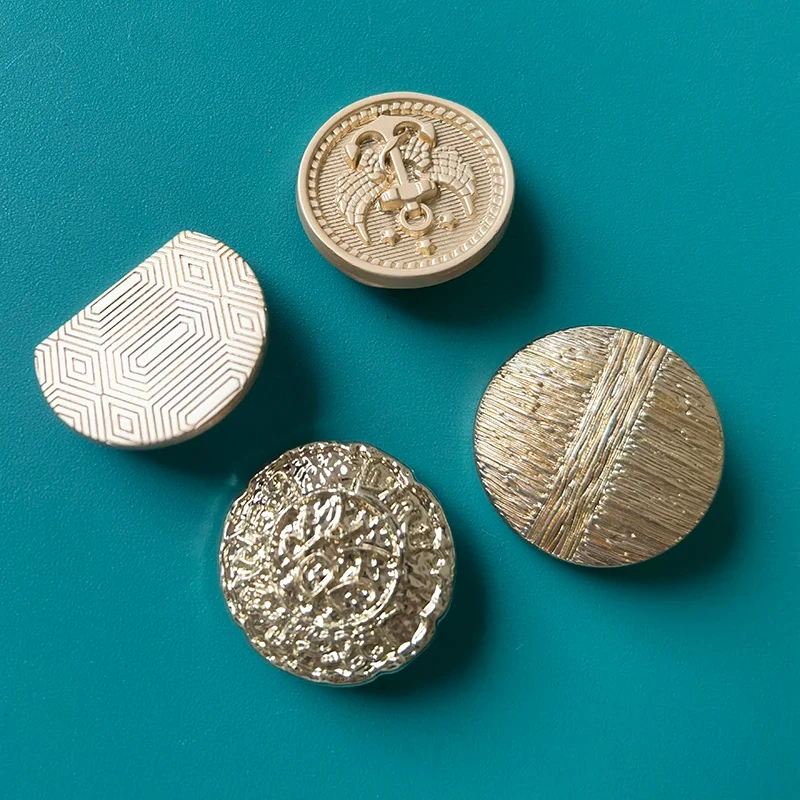 Factory wholesale fashion Alloy high quality star circular button Metal sewing decorative Irregular shape buttons of dress