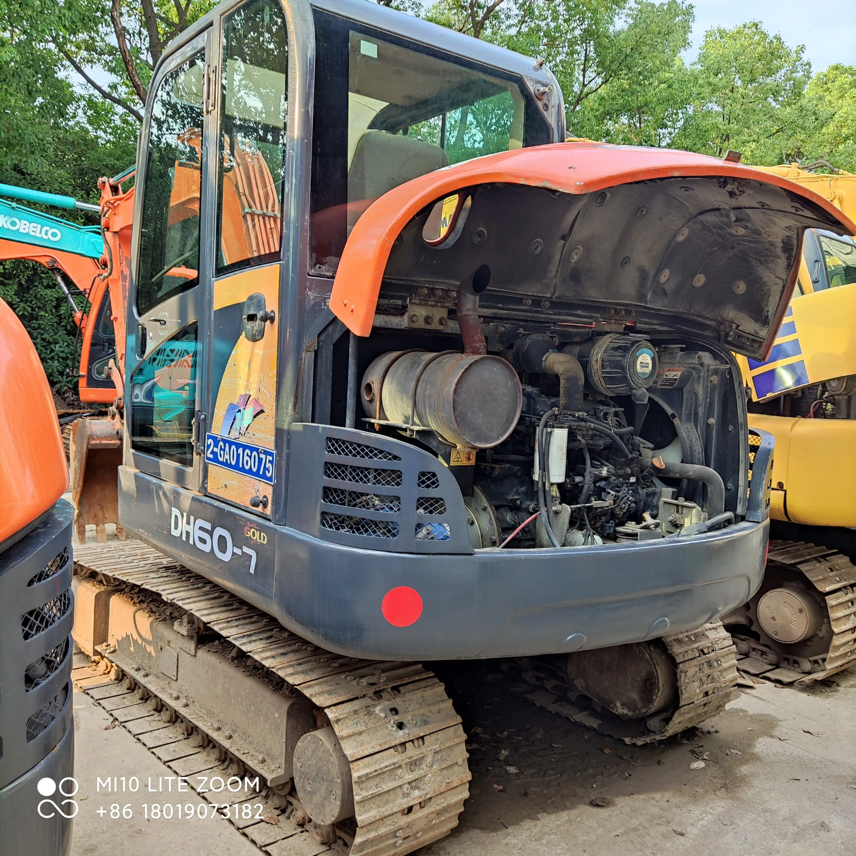 Used Small Hydraulic Crawler Doosan DH60-7 crawler track Seconnd Hnad 6 ton digger in good condition for sell