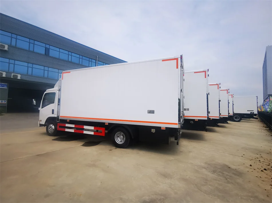 The New 4.2m Isuzu Fresh Meat Frozen Food Transport Truck Manufacturers Direct Supply