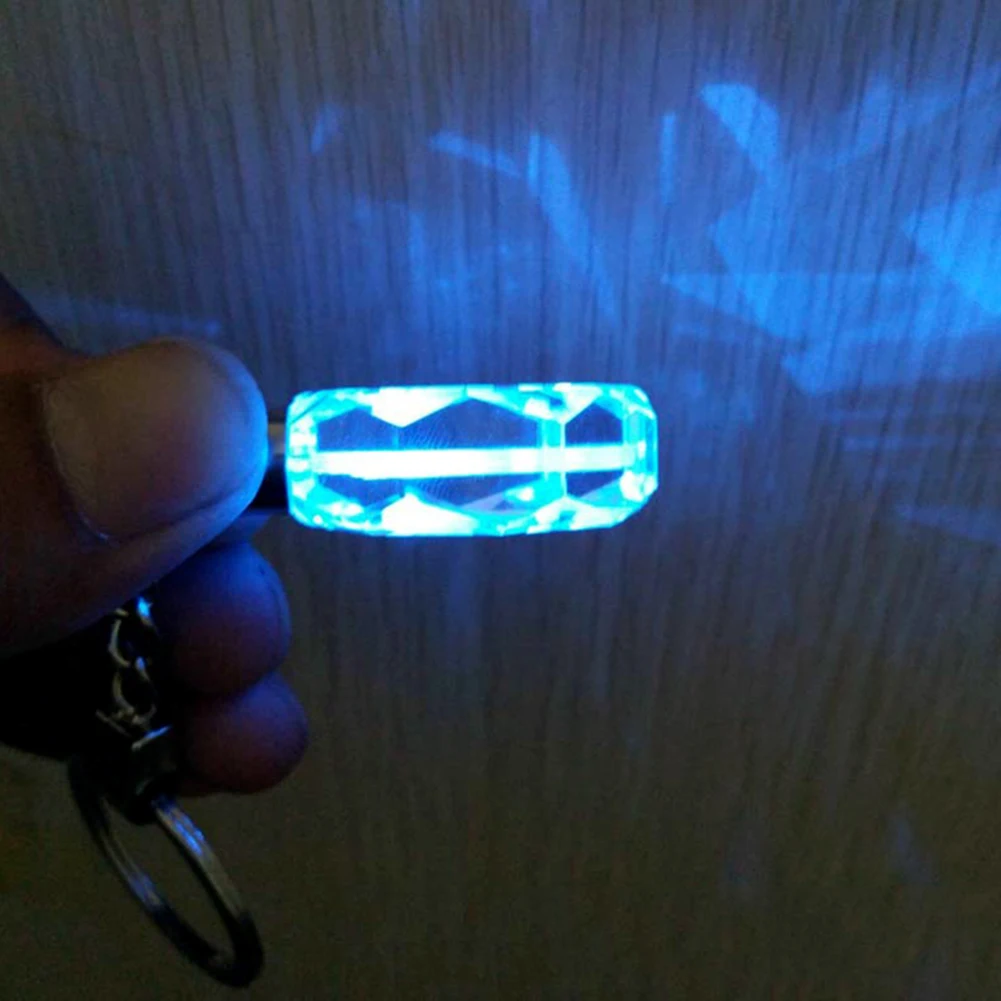 Top Selling Custom Cheap Keychain Led Heart Cute Key Ring Clear Heart Shaped Crystal Led Car Logo Keychain