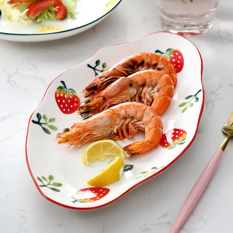 New Arrival Porcelain Handpaint Strawberry Dinner Set