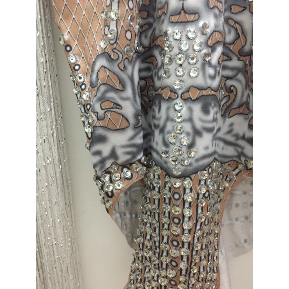 2022 Women Club Wear Sexy Rhinestone Romper Floral Woman Bodycon Clubwear Ladies Romper Tassel Crystal Embellished Jumpsuit