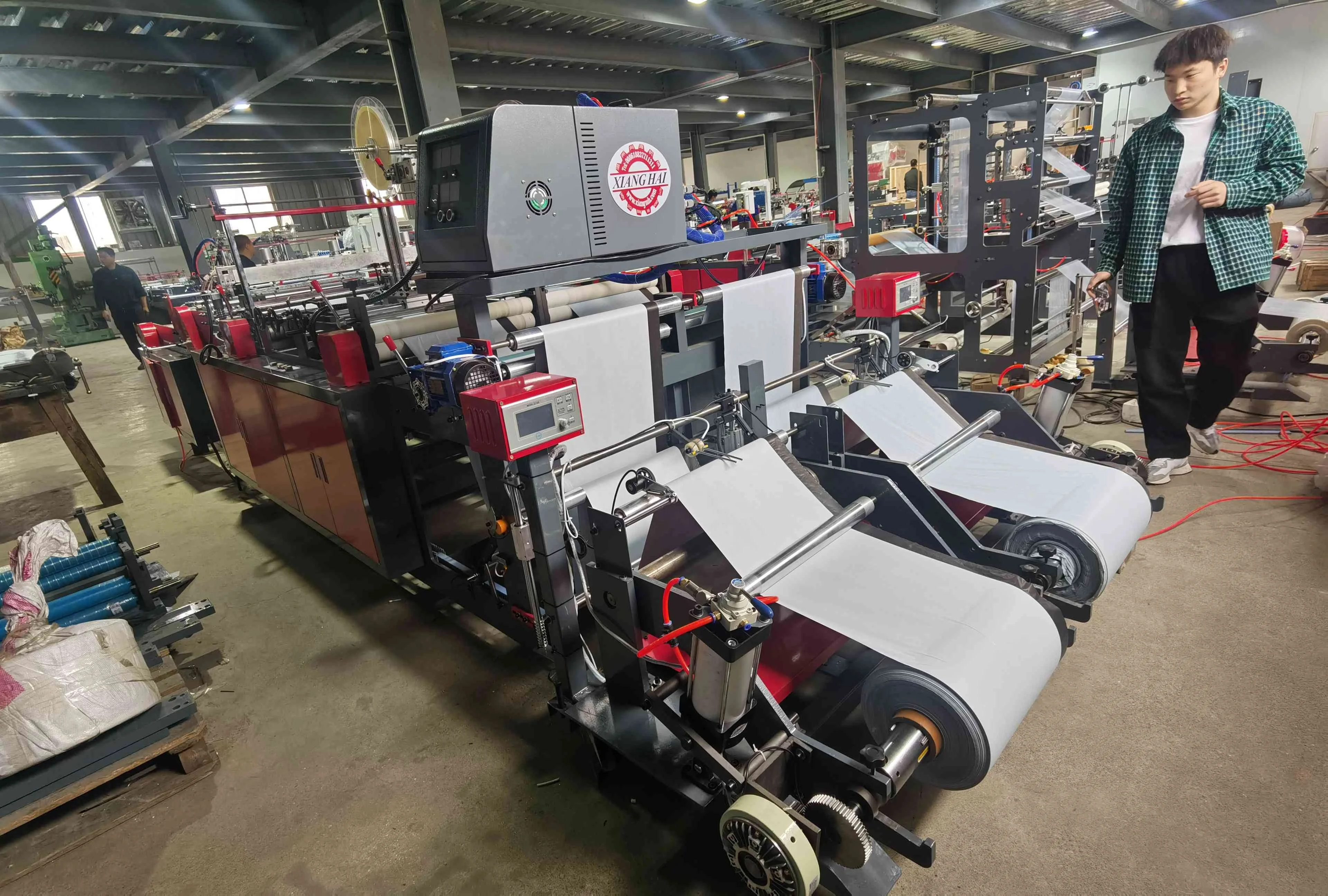 PE Poly Side Sealing Envelope Plastic Express Courier Mailer Bag Making Machine