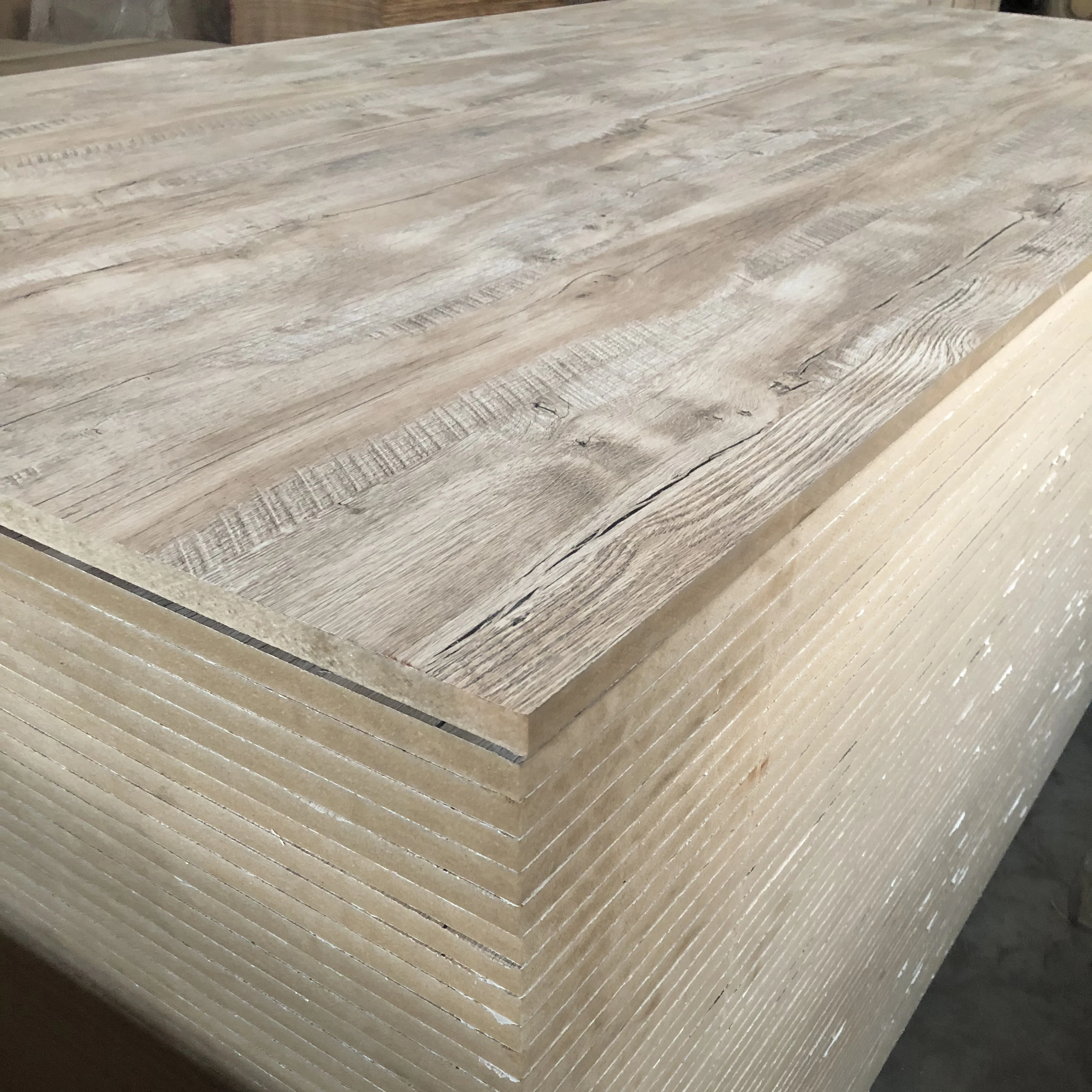 MDF HMR MDF Board Waterproof Hot Sale 4 8ft 6mm 8mm 9mm 12mm 15mm 18mm Cheap Prices Green Plain Kitchen Wood Furniture Technical