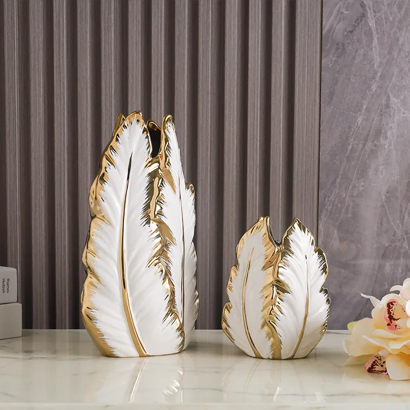 Custom Wholesale Irregular Modern Nordic Style White Ceramic Vases Home Hotel Decoration Ornament Ceramic Vases For Home Decor