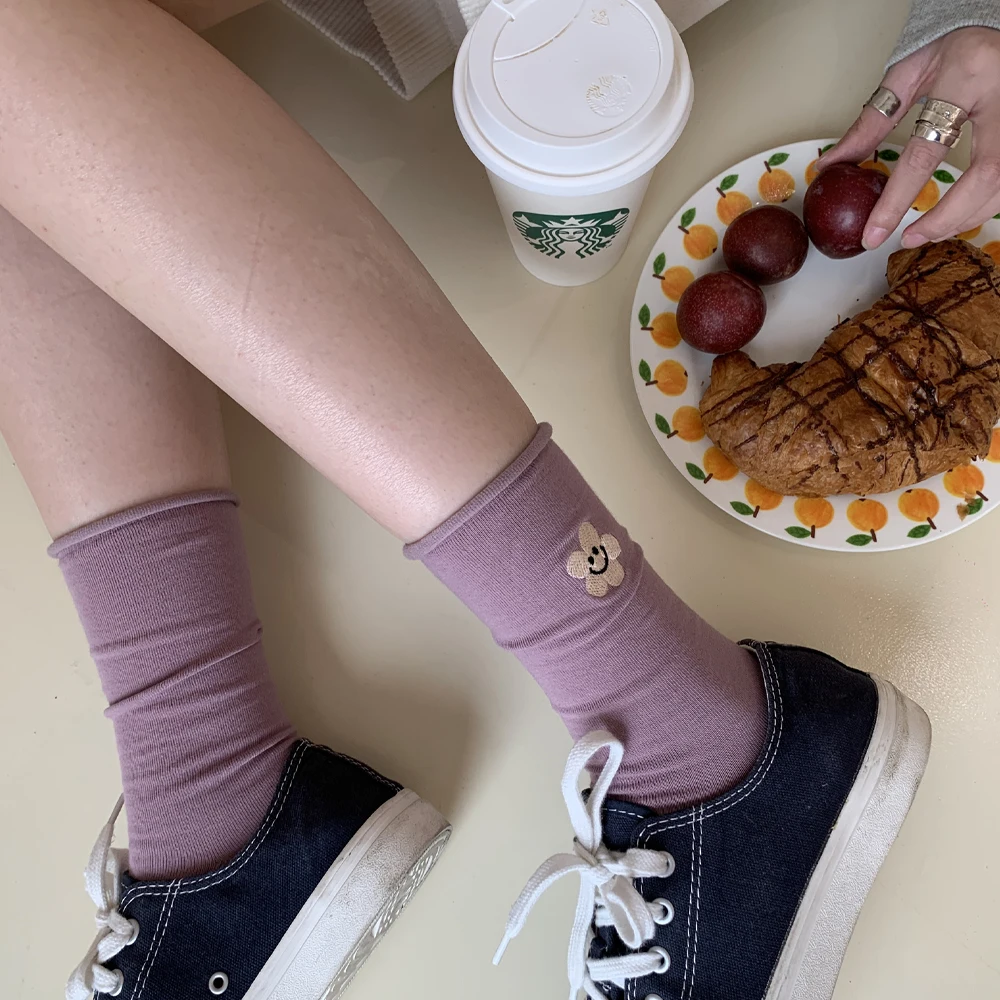 Wholesale 2021 High Quality Novelty Designer Embroidered Slouch Socks For Women