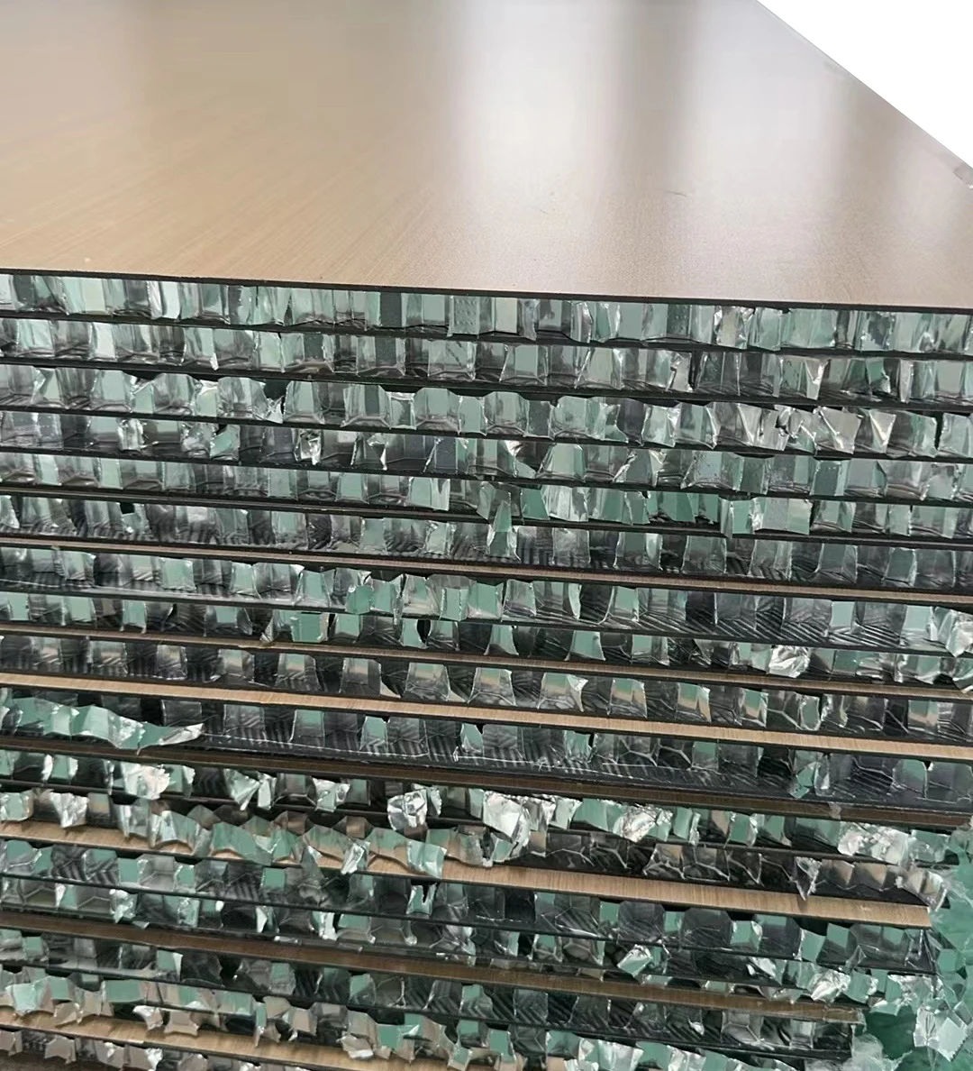 linyi Gormica HPL LAMINATED 6mm HPL Aluminum Honeycomb panel Aluminium Board For Bathroom