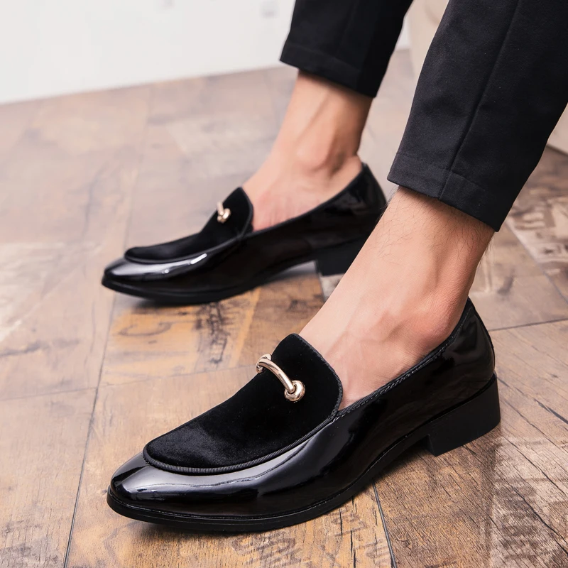New Style Wholesale Fashion Non-slip Casual Loafers Patent Leather Slip-on Custom Man Dress Shoes