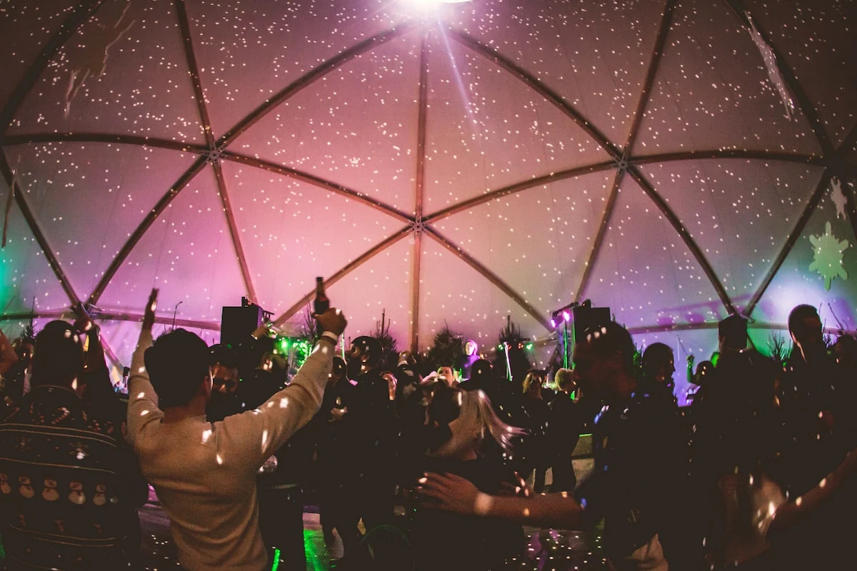 2023 geodesic activities outdoor large party arch tente exhibition advertising wedding decor geo dome shelter tent for events