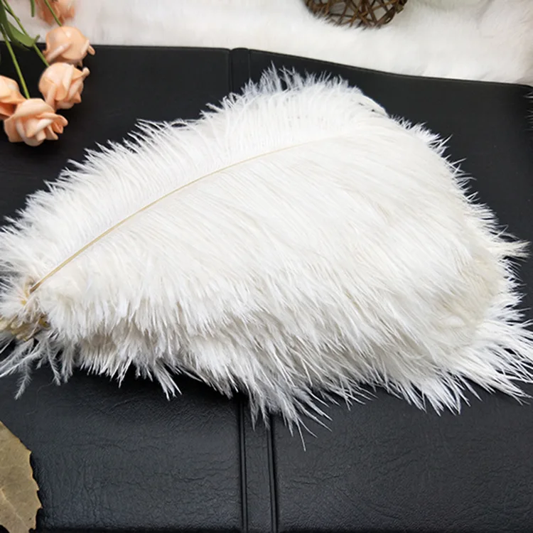 Most popular wedding natural white ostrich feather for wedding decoration